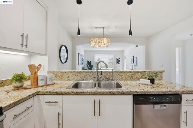 4463 Hyde Cmn 116, Fremont, CA 94538