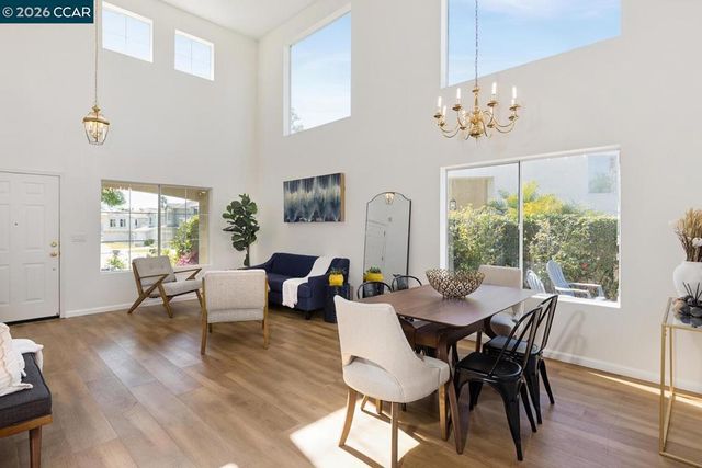 592 Ross Circle, Martinez, CA 94553