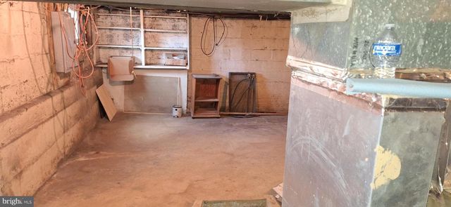 306 INDUSTRIAL BLVD E, Cumberland, MD 21502