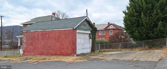 306 INDUSTRIAL BLVD E, Cumberland, MD 21502