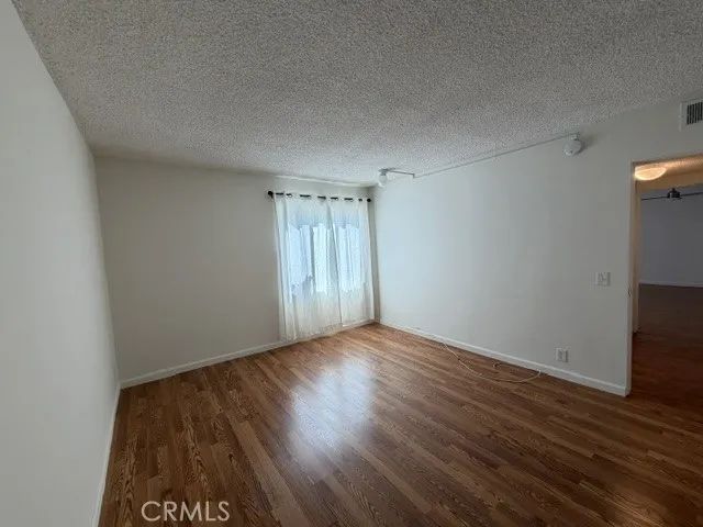 4575 Finley Avenue 4, Los Angeles, CA 90027