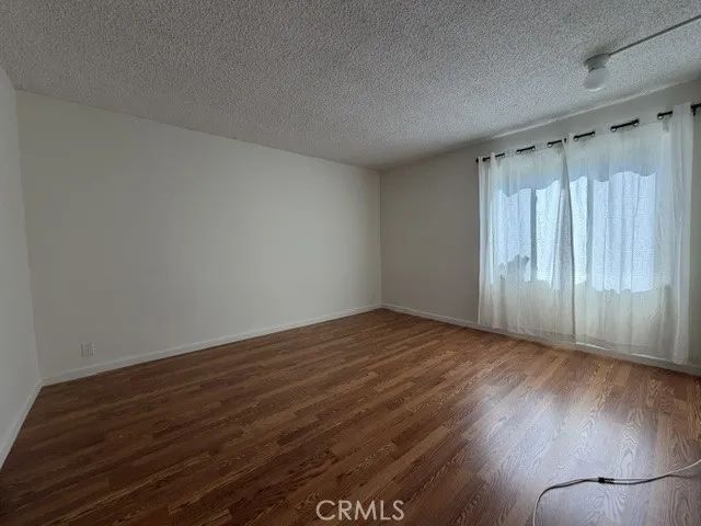 4575 Finley Avenue 4, Los Angeles, CA 90027