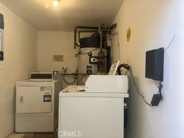 4575 Finley Avenue 4, Los Angeles, CA 90027