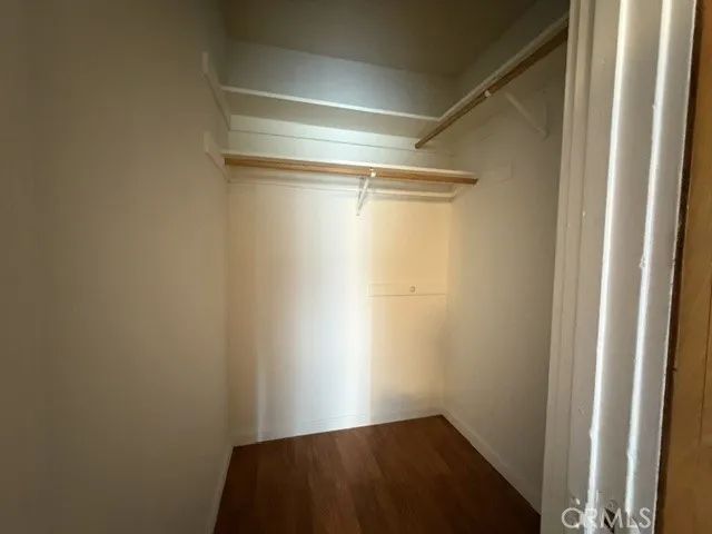 4575 Finley Avenue 4, Los Angeles, CA 90027