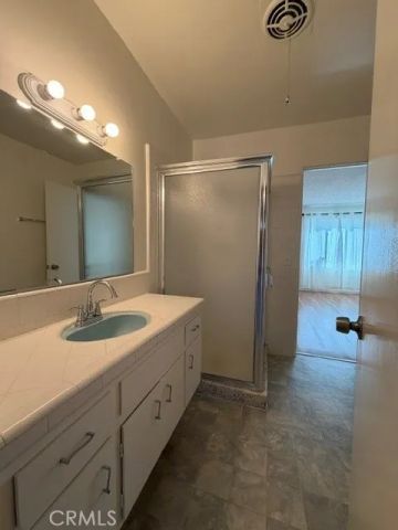 4575 Finley Avenue 4, Los Angeles, CA 90027