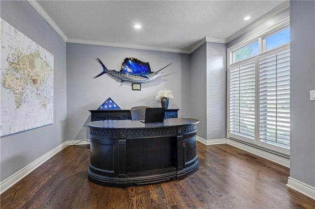 6000 W 142 Street, Overland Park, KS 66223