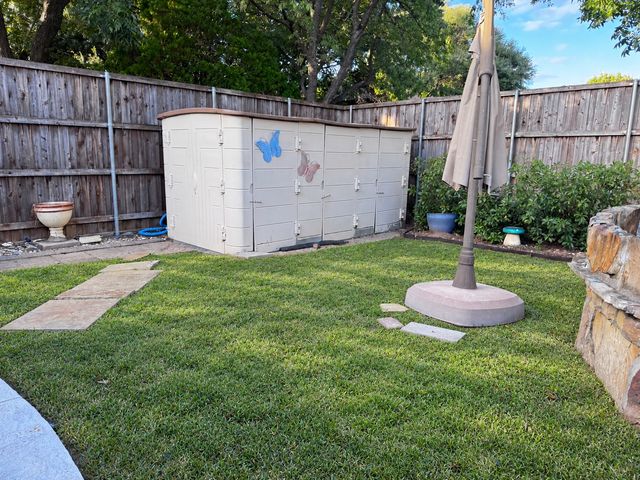 4948 Shady Oak Trail, Grand Prairie, TX 75052
