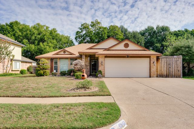 4948 Shady Oak Trail, Grand Prairie, TX 75052