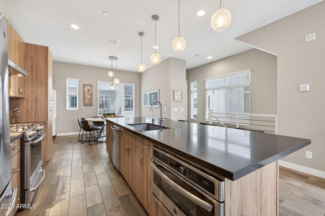 1717 E MORTEN Avenue 38, Phoenix, AZ 85020