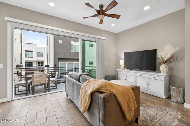 1717 E MORTEN Avenue 38, Phoenix, AZ 85020