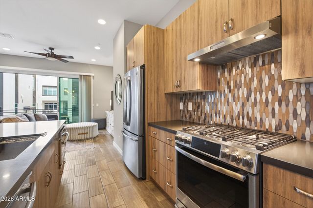 1717 E MORTEN Avenue 38, Phoenix, AZ 85020