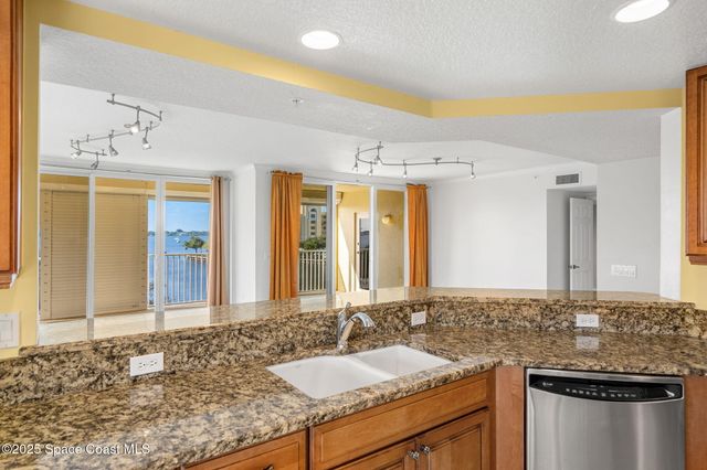 134 Starboard Lane 301, Merritt Island, FL 32953