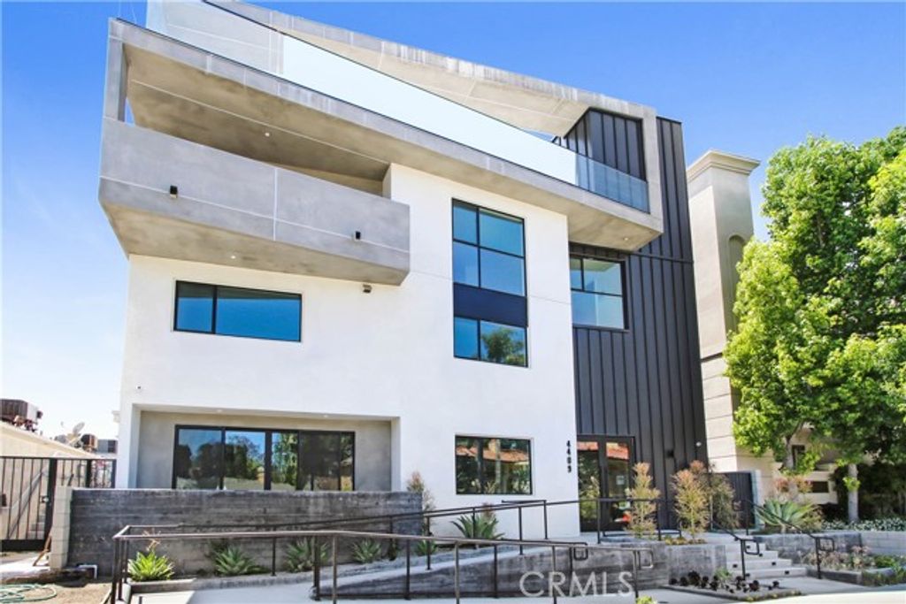 4409 Saugus 104, Sherman Oaks, CA 91404