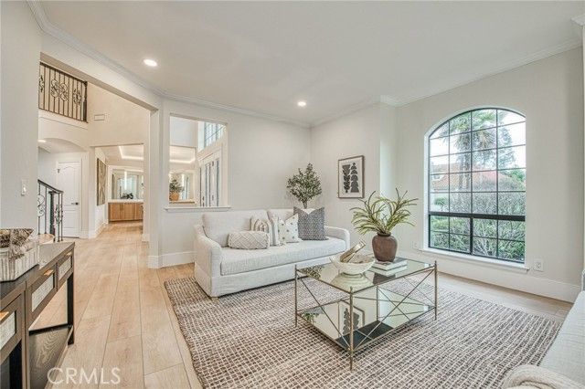 9381 N Woodmont Drive, Fresno, CA 93720