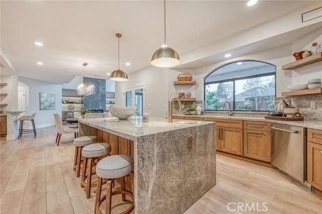 9381 N Woodmont Drive, Fresno, CA 93720