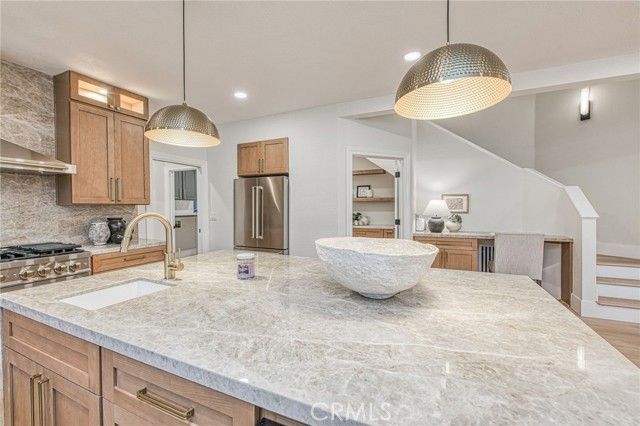 9381 N Woodmont Drive, Fresno, CA 93720