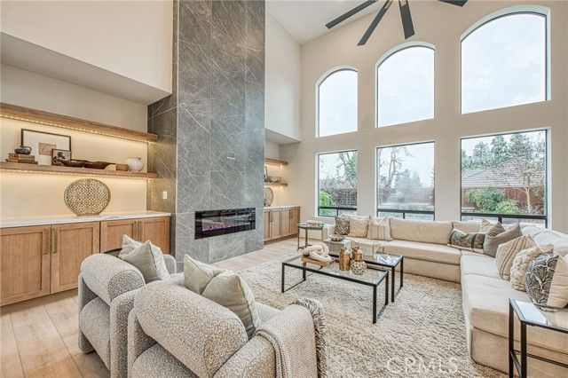 9381 N Woodmont Drive, Fresno, CA 93720