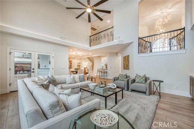 9381 N Woodmont Drive, Fresno, CA 93720