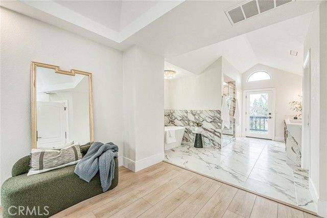 9381 N Woodmont Drive, Fresno, CA 93720