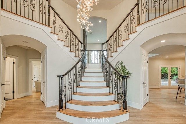 9381 N Woodmont Drive, Fresno, CA 93720