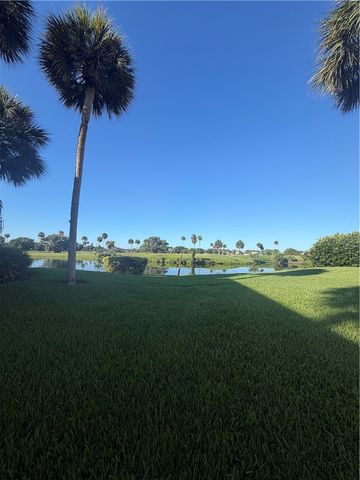 33 Vista Gardens Trail 204, Vero Beach, FL 32962