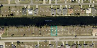 2829 DIPLOMAT PARKWAY W, Cape Coral, FL 33993