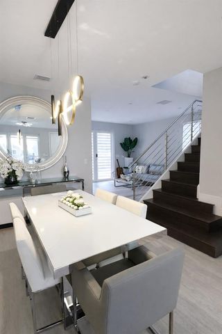 10565 NW 64th Way, Doral, FL 33178