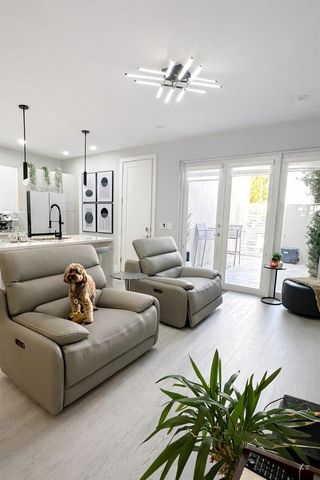 10565 NW 64th Way, Doral, FL 33178