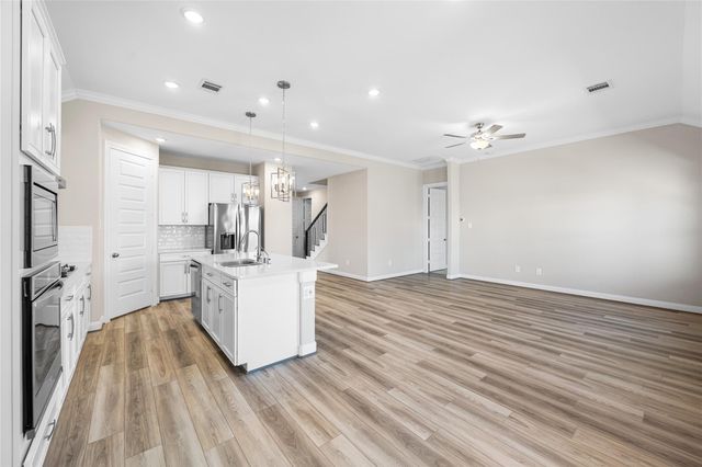 17681 Rosette Grass Drive, Conroe, TX 77385