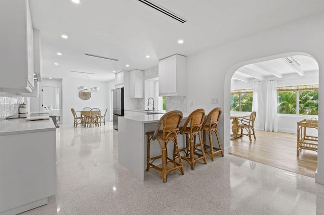 3315 NE 31st Avenue, Lighthouse Point, FL 33064
