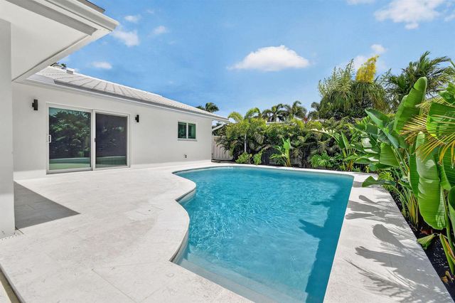 3315 NE 31st Avenue, Lighthouse Point, FL 33064
