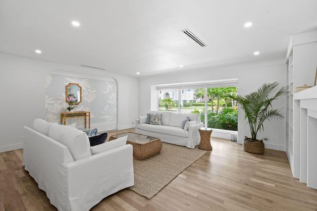 3315 NE 31st Avenue, Lighthouse Point, FL 33064