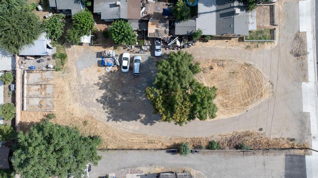 293 N Villa Street, Porterville, CA 93257