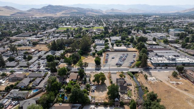 293 N Villa Street, Porterville, CA 93257