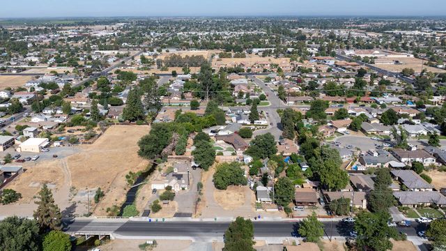 293 N Villa Street, Porterville, CA 93257