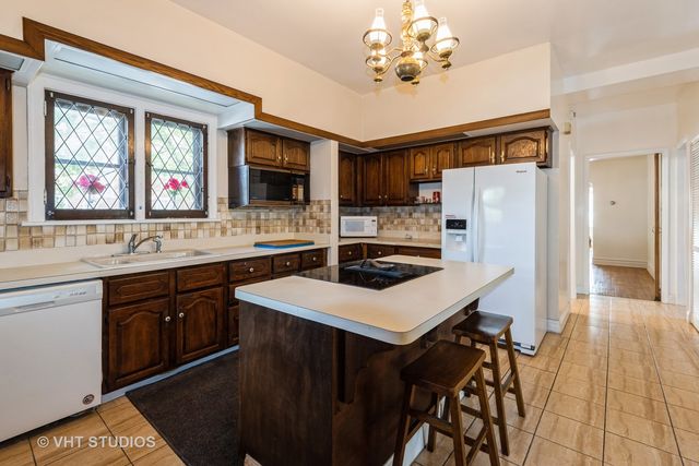 1001 Elgin Avenue, Forest Park, IL 60130