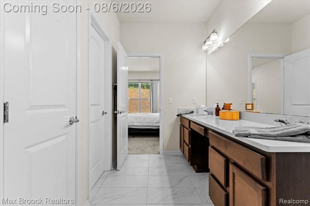 85 Coppice Way, White Lake, MI 48386