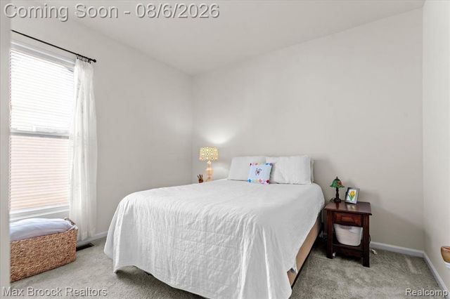 85 Coppice Way, White Lake, MI 48386