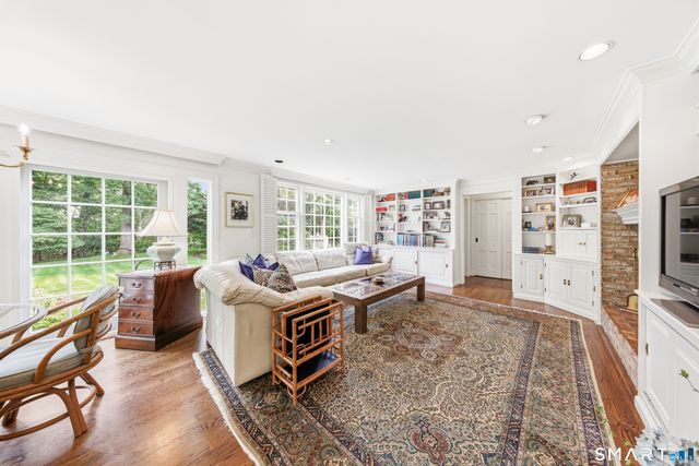 50 Brookbend Road, Fairfield, CT 06824