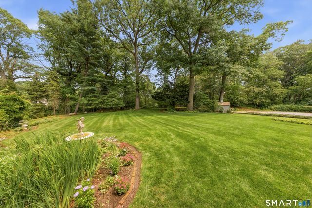 50 Brookbend Road, Fairfield, CT 06824