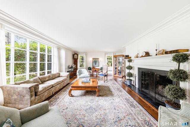 50 Brookbend Road, Fairfield, CT 06824