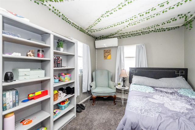 6213 E Napier Avenue, Benton Harbor, MI 49022