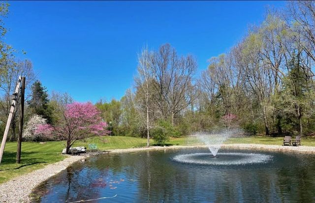 6213 E Napier Avenue, Benton Harbor, MI 49022