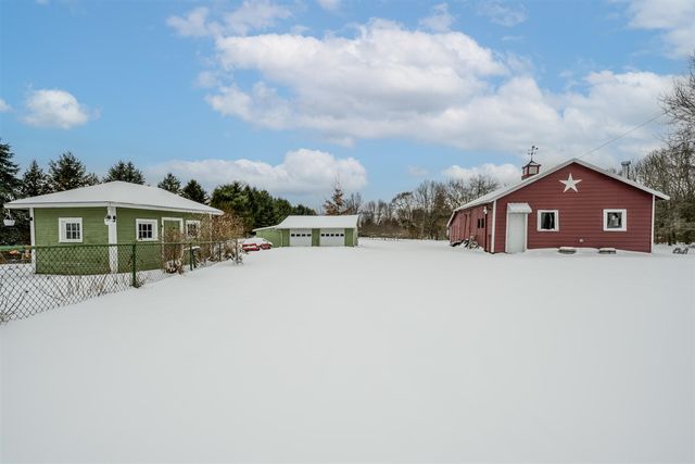 6213 E Napier Avenue, Benton Harbor, MI 49022