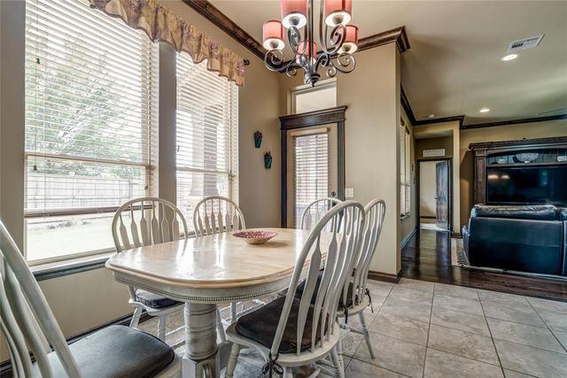 18301 Orozco Circle, Edmond, OK 73012