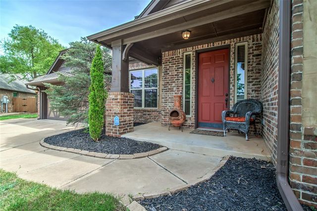 18301 Orozco Circle, Edmond, OK 73012