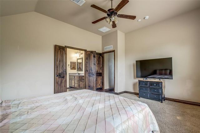 18301 Orozco Circle, Edmond, OK 73012