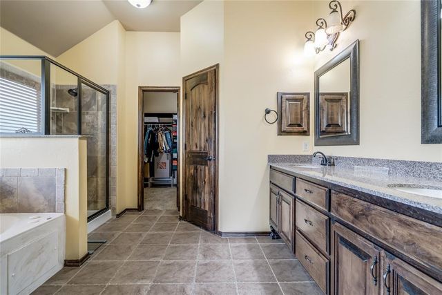18301 Orozco Circle, Edmond, OK 73012