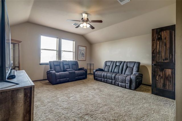 18301 Orozco Circle, Edmond, OK 73012