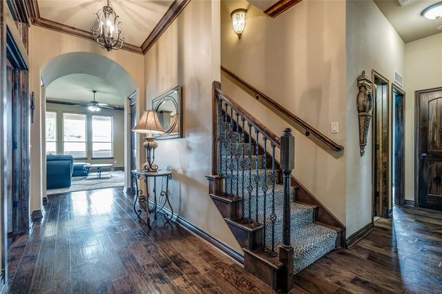 18301 Orozco Circle, Edmond, OK 73012